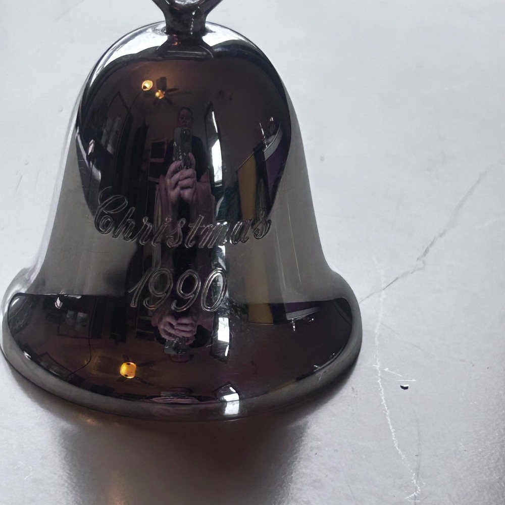 Reed & Barton Christmas 1990 Silver Plated Bell Vintage Holiday Collectible